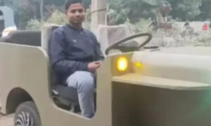 نوجوان نے صرف ایک لاکھ روپے میں الیکٹرک جیپ تیار کر لی