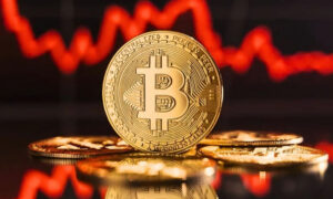 سونے کی قیمت کے بعد بٹ کوائن کے نرخ میں بھی بڑی کمی